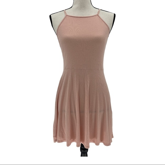 Forever 21 Dresses & Skirts - Forever 21 Pink Ribbed Knit Fit & Flare Dress Sz S